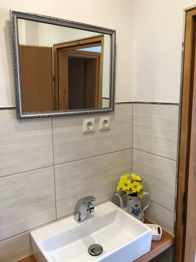 Vila Sunce Вис Экстерьер фото