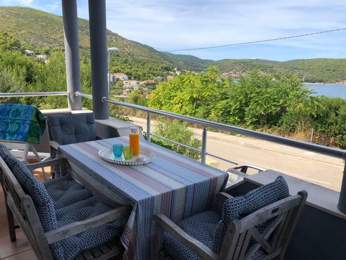 Vila Sunce Вис Экстерьер фото